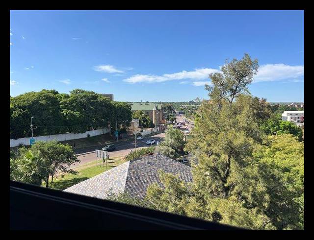 1 BEDROOM APARTMENT FOR SALE IN HATFIELD